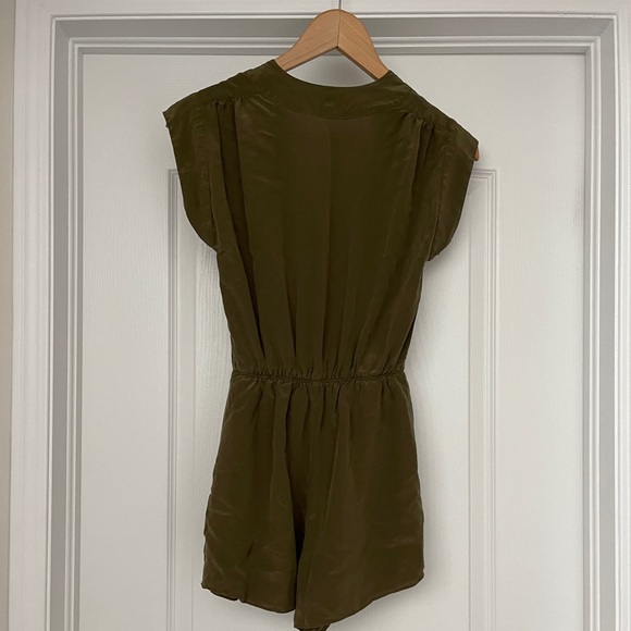 Babaton Romper - Picture 2 of 3